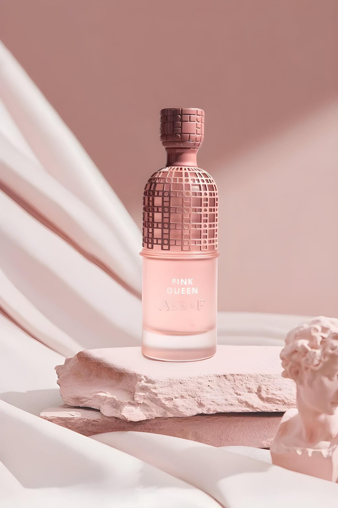 Pink Queen Exclusive - بنك كوين اكسكلوسف